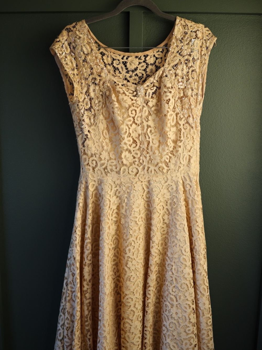 Vintage 1950’s Lace Party Dress Beige